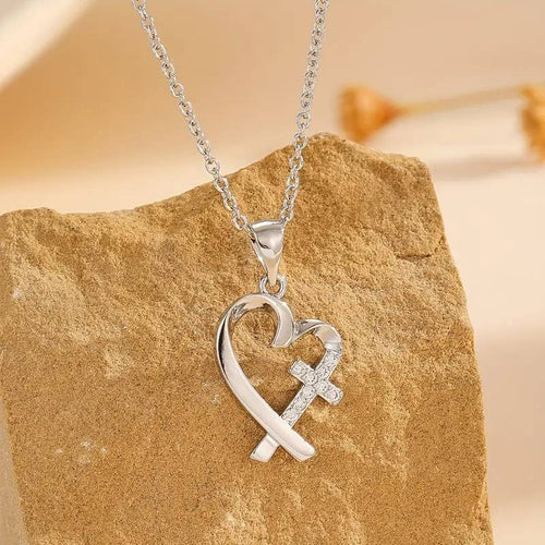 Colgante de Cruz en Forma de Corazón Collar Joyería Cristiana Regalo para Mujeres