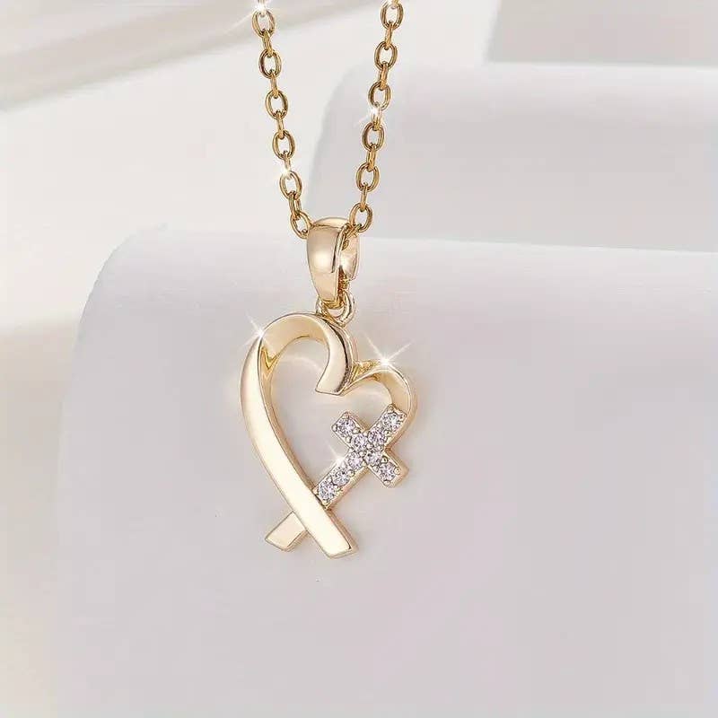 Colgante de Cruz en Forma de Corazón Collar Joyería Cristiana Regalo para Mujeres