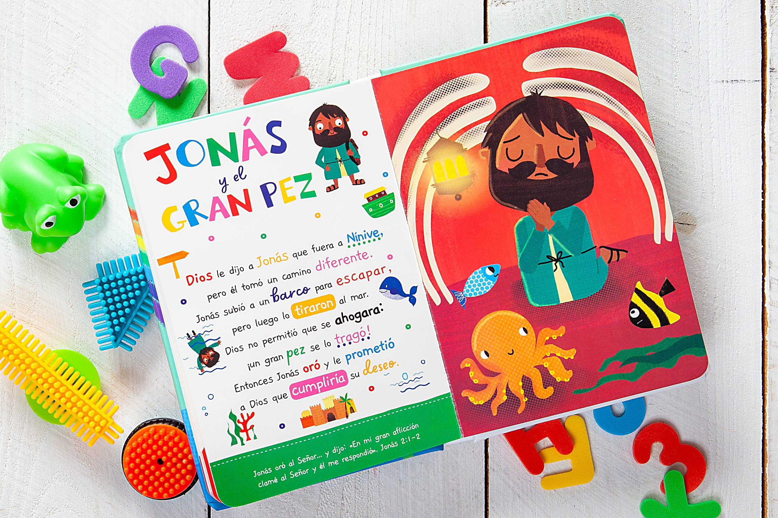 Mi primera Biblia para pequeñitos