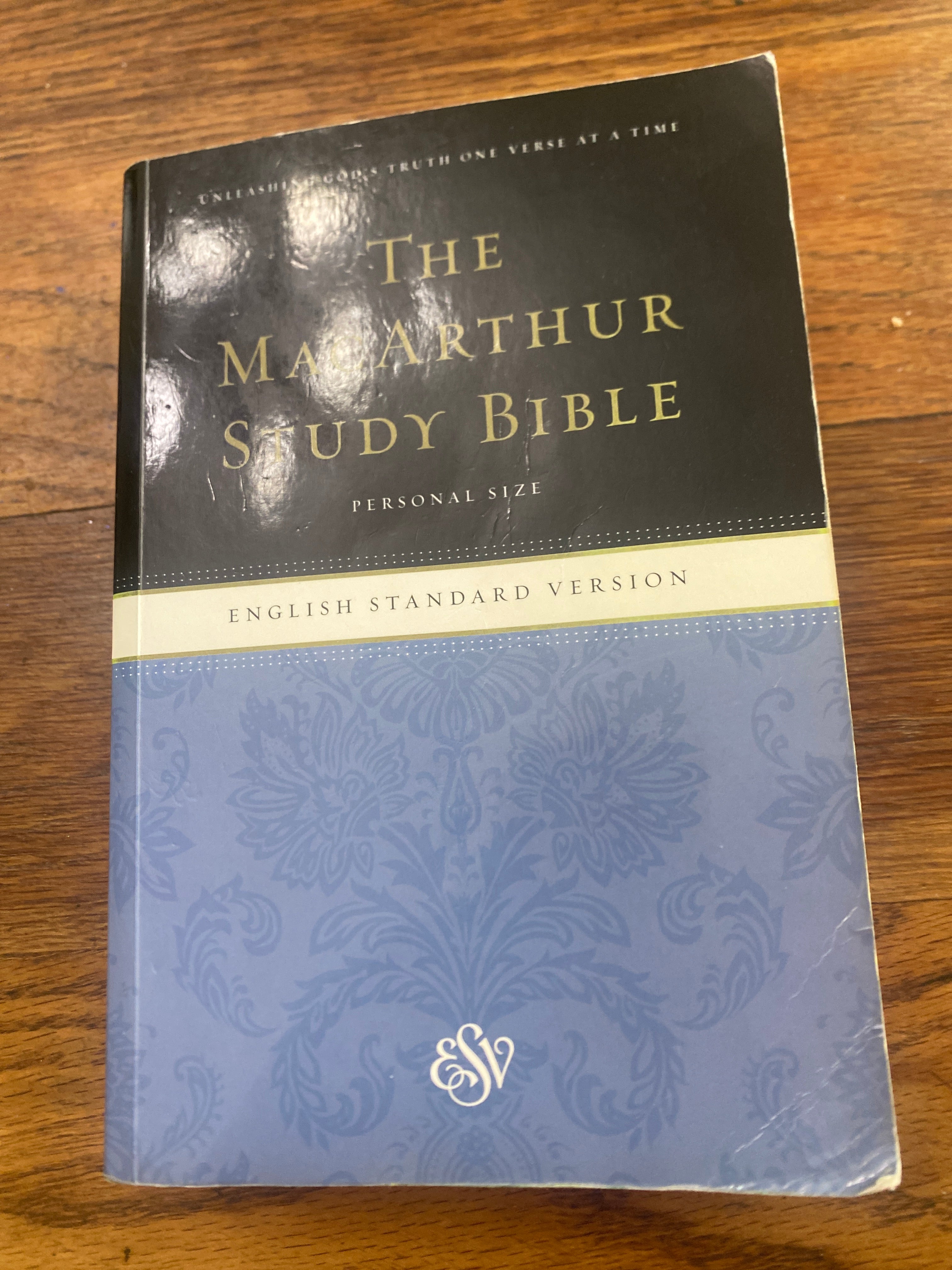 The MacArthur Study Bible (ESV)